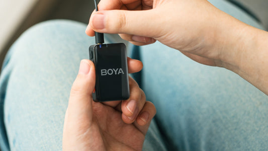 Compact and Reliable: Wireless Microphones for Content Creators