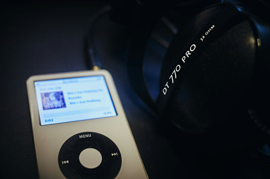 New Songs That Sound Like 2000s Hits—And Why It Works